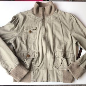 Tan bomber style jacket | Size Large